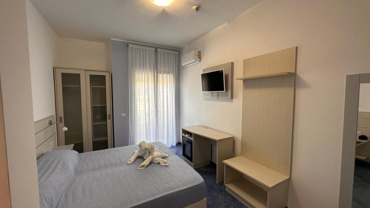 Hotel La Giara 잠브로네 외부 사진