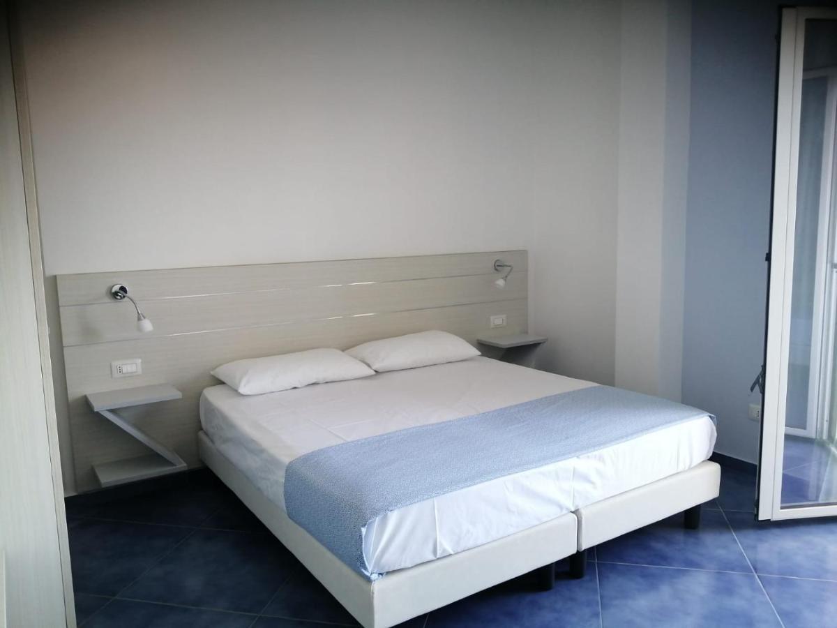 Hotel La Giara 잠브로네 외부 사진